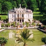 Linderhof Palace – the beautiful palace in the mountain of Bavaria, Germany