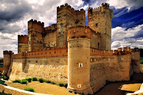 Castillo de la Mota - beautiful medieval fortress in Spain