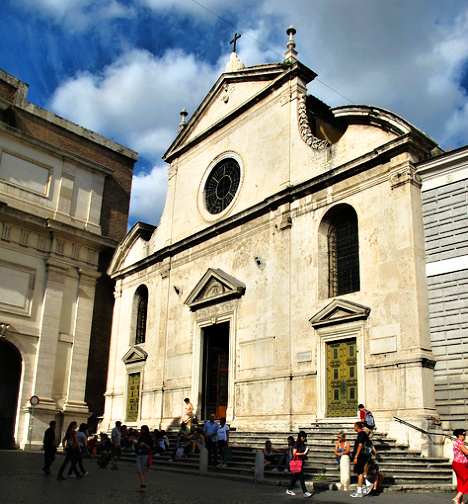 Santa Maria del Popolo - notable Augustinian church in Rome | Italy