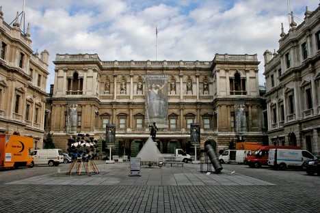  Royal Academy of Arts in Burlington House, London, UK