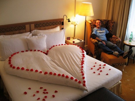 Room of romance – when housekeeping gets creative