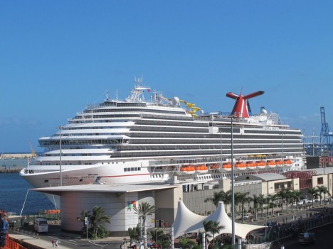 Huge cruise ship